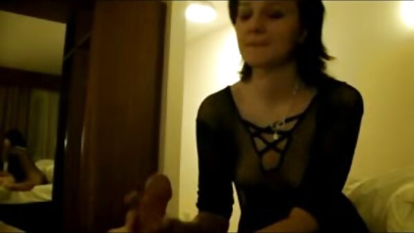 بیل زدن بلوند شلوغ امیلی اورمور در حال سایت سکس وحشی خواباندن در حمام